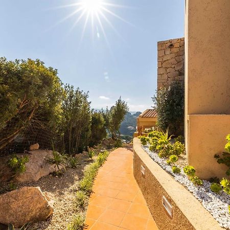 Villa Esmeralda - Free Wifi - With Swimming Pool Costa Paradiso Exterior photo